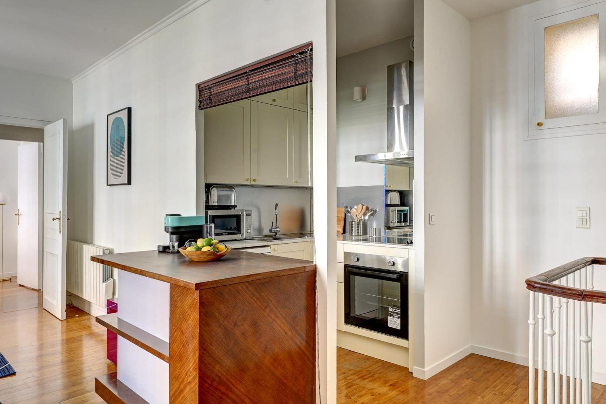 Champs-Elysees - 2Br With Balcony - Cityapartmentstay Paris Eksteriør billede