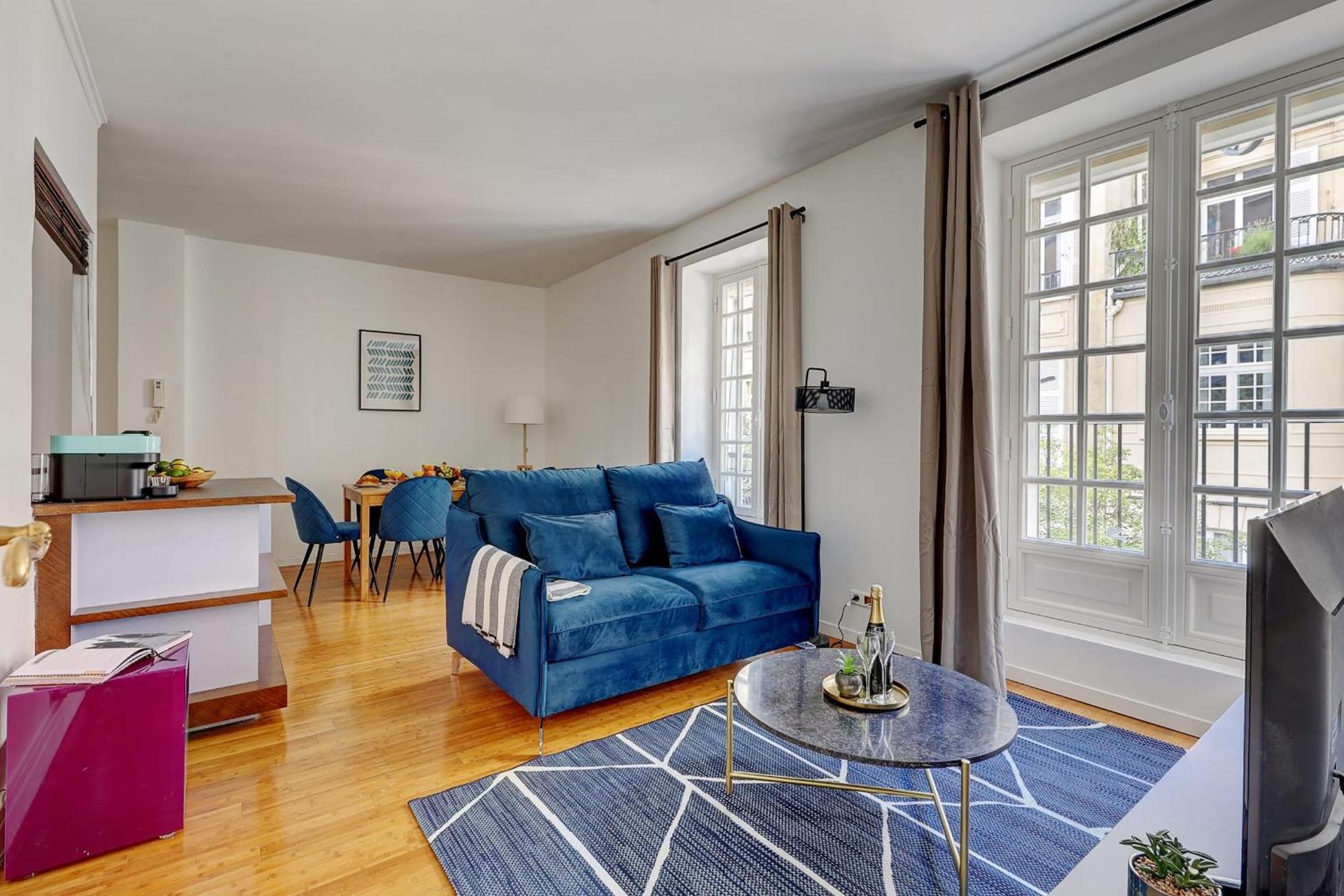 Champs-Elysees - 2Br With Balcony - Cityapartmentstay Paris Eksteriør billede